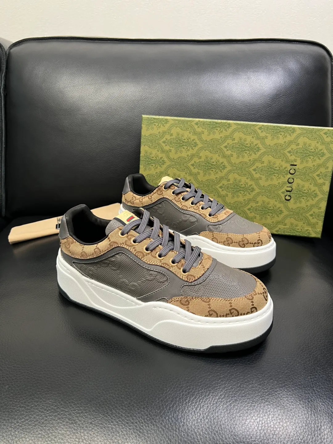 Men's shoes 💰840 Gucci high quality top crafts Gucci counter new original factory configuration, imported cowhide fabric from Italy, imported cowhide lining, breathable and comfortable, sole: original factory special supply original sole super comfortable, original factory and single goods, welcome to compare, code number 38-44 (customized 45 46)